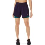 Asics carretera mujer 2-n-1 5.5in corto pino aterciopelado elegante