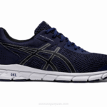 Asics chaquetón gel-33 negro estilo y confort