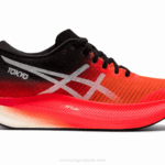 Asics cielo de metavelocidad amanecer rojo y blanco