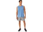 Asics conjunto hombre shorts 5in jaspeado gris oscuro negro - Image 4