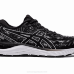 Asics Cúmulo de Gel 23 Zapatillas Running Blanco Negro