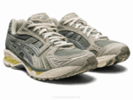Asics Gel Kayano 14 Zapatillas Gris Oliva Plata Rendimiento - Image 2