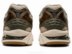 Asics Gel Kayano 14 Zapatillas Vainilla Asfalto Comodidad y Estilo - Image 5