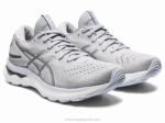 Asics Gel Nimbus 24 Zapatillas Grises Piedmont y Blancas - Image 2