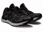 Asics Gel Nimbus 24 Zapatillas Negras Comodidad y Estilo - Image 2