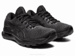Asics Gel Nimbus 24 Zapatillas Negras Comodidad y Ligereza - Image 2