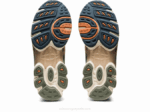 Asics gel-nimbus 9 deportivas crema gris pluma confort y estilo - Image 7