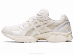 Asics Gel Nimbus 9 Zapatillas Blanco Crema Comodidad y Estilo - Image 4