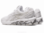 Asics gel quantum 180 vii Zapatillas blancas y plateadas - Image 3
