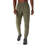 Asics Jogger Técnico Hombre Verde Brezo Estilo y Comodidad
