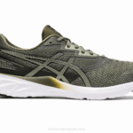 Asics Lona Verde Oliva y Negro Estilo Urbano
