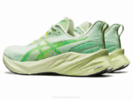 Asics Novablast 3 Calzado Deportivo Susurro Verde Cilantro - Image 3
