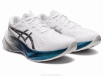 Asics Novablast 3 Platino Zapatillas Blancas y Plateadas - Image 2
