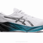 Asics Novablast 3 Platino Zapatillas Running Blanco Plata