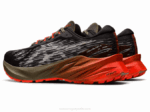 Asics Novablast 3TR Zapatillas Naturaleza Oliva Estilo y Comodidad - Image 3