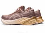 Asics novablasto 3 zapatillas leonado mineral beige para correr - Image 3