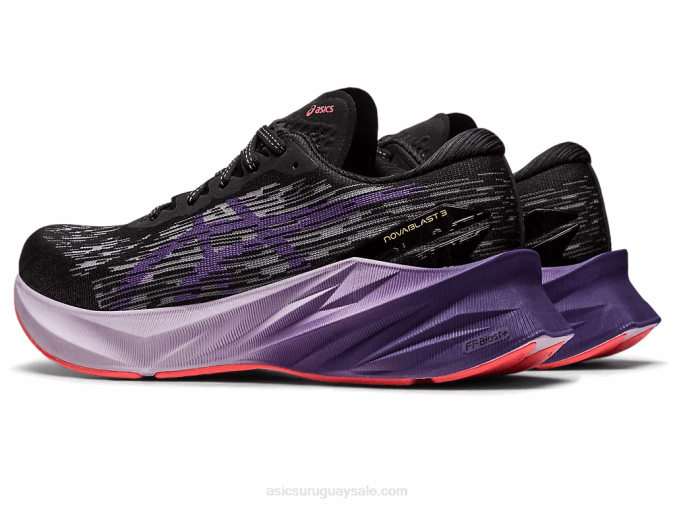 Asics Novablasto 3 Zapatillas Negro Púrpura Polvoriento Confort y Estilo - Image 3