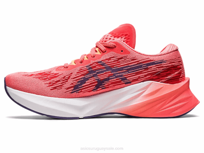 Asics Novablasto 3 Zapatillas Papaya Púrpura Polvoriento Comodidad y Estilo - Image 4