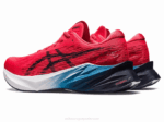Asics Novablasto 3 Zapatillas Rojo Eléctrico y Medianoche - Image 3