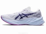 Asics Novablasto 3 Zapatillas Running Blanco Azul Marino - Image 4