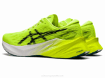 Asics Novablasto 3 Zapatillas Seguridad Amarillo Negro - Image 3