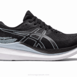 Asics paseo en planeador cielo negro versatil y cómodo