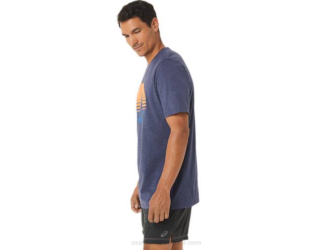 Asics playera gráfica corredor amanecer color brezo - Image 3
