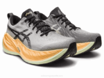 Asics Superexplosión Susurro Verde Negro Rendimiento y Estilo - Image 2