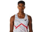 Camiseta Asics Ligera Hombre Gris Glaciar Rojo Eléctrico Ideal para Entrenamiento - Image 4