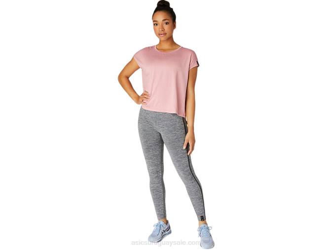 Camiseta de manga corta Asics mujer rosa ahumado estilo y confort - Image 4