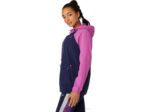 Chaqueta Anorak Mujer Asics Uva Peacoat Estilo y Comodidad - Image 3
