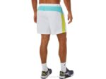 pantalón corto color block hombre Asics blanco brillante estilo moderno - Image 2
