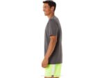 Playera Asics Hombre Manga Corta Gráfica Gris Oscuro - Image 3
